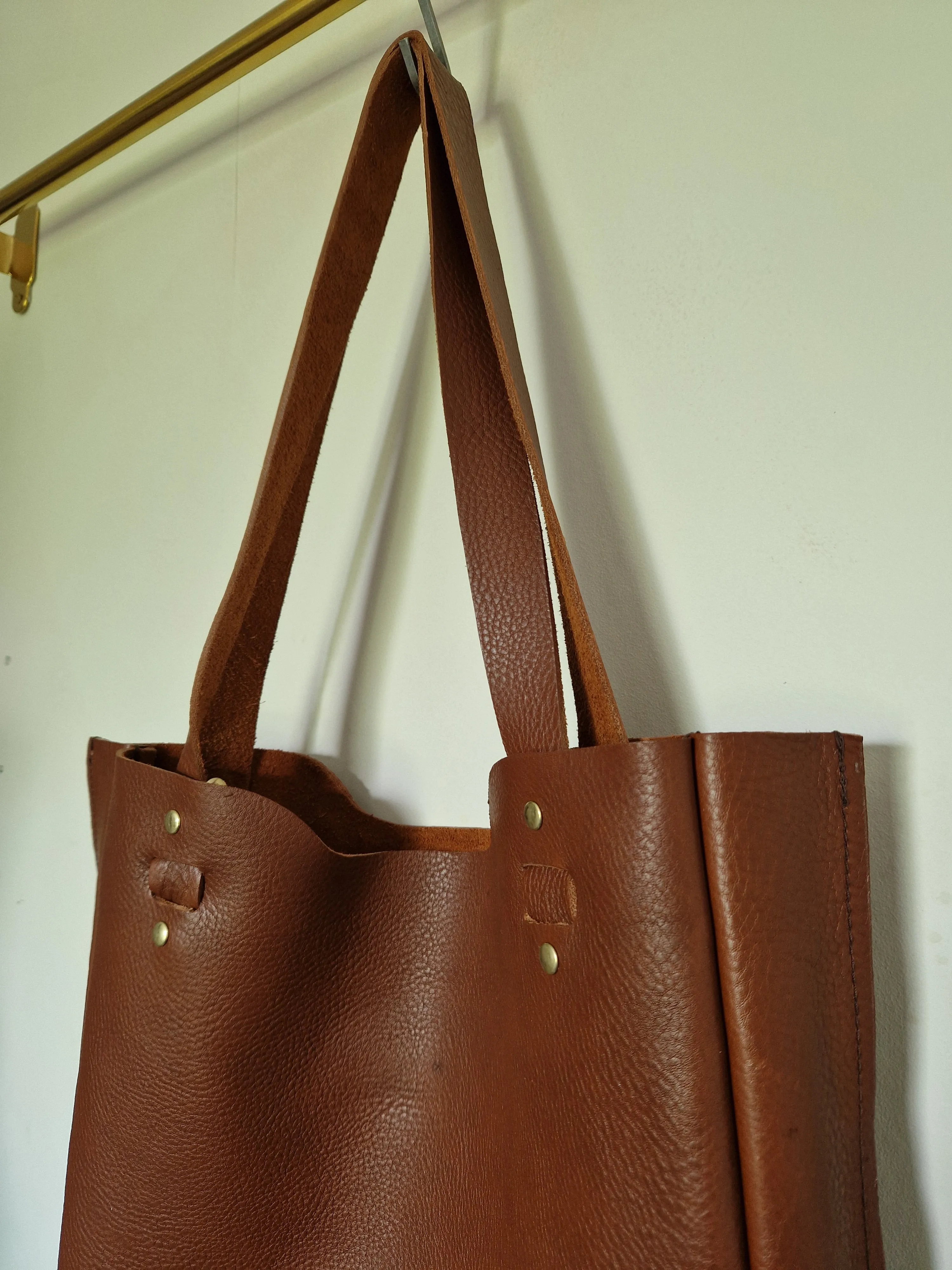 CHANTRY TOTE BAG in Chestnut Brown