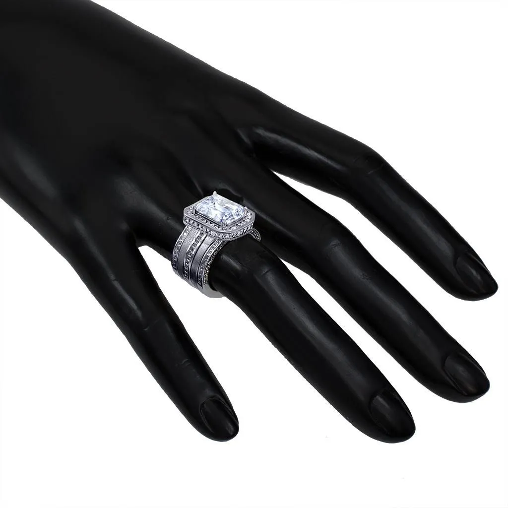 Eternal Love Diamond Emerald Halo Engagement Ring
