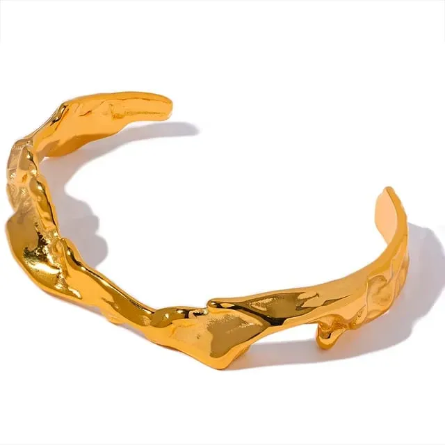 Gold Freeze Hand Cuff - 18K Gold Coated