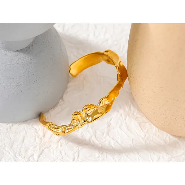Gold Freeze Hand Cuff - 18K Gold Coated